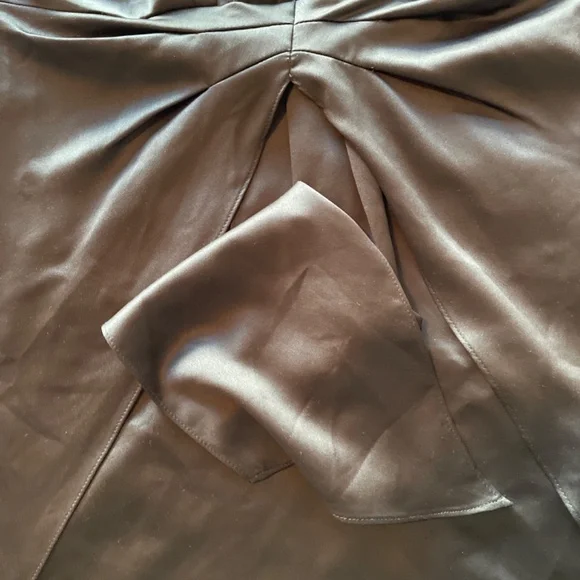 Dynamite dresses - Picture 12 of 17